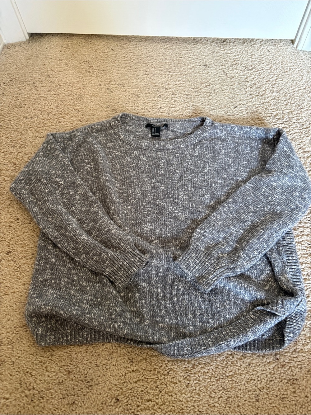 Forever 21 woman’s  Gray Marled Crewneck Sweater